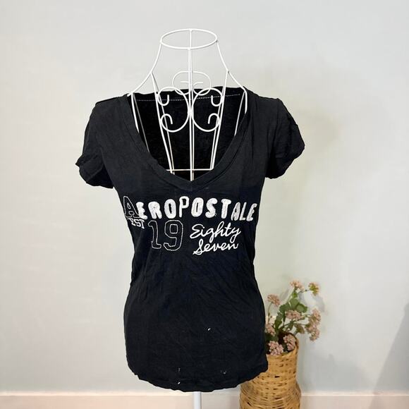 Cute vintage y2k tight black Aeropostale v neck t shirt 🦋 - Picture 1 of 5